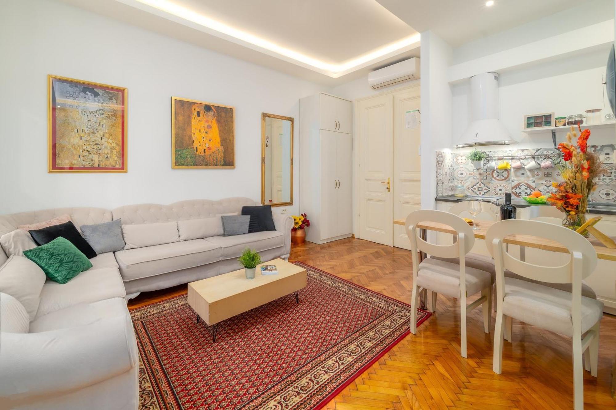 Aurelia Antik Apartments & Rooms, Zagreb City Center Экстерьер фото